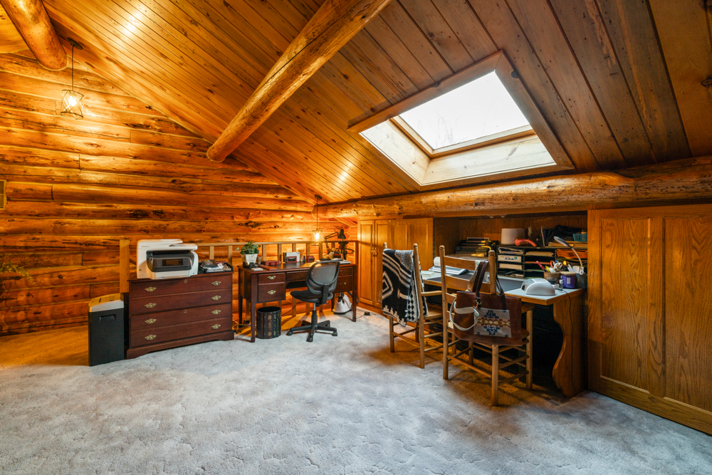 CHILOQUIN, Oregon, 97624, United States, 3 Bedrooms Bedrooms, ,3 BathroomsBathrooms,Residential,For Sale,1974697