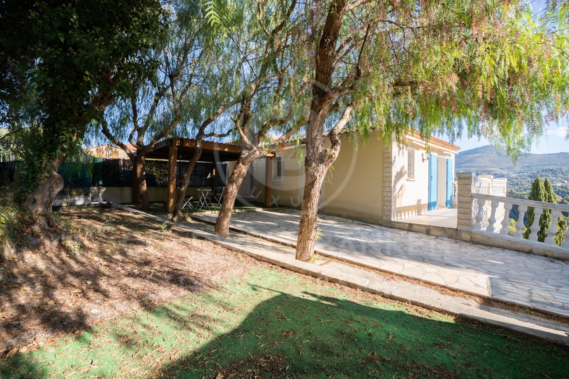 Nice, Provence-Alpes-Côte d’Azur, 06000, FR, 3 Bedrooms Bedrooms, ,2 BathroomsBathrooms,Residential,For Sale,1999783