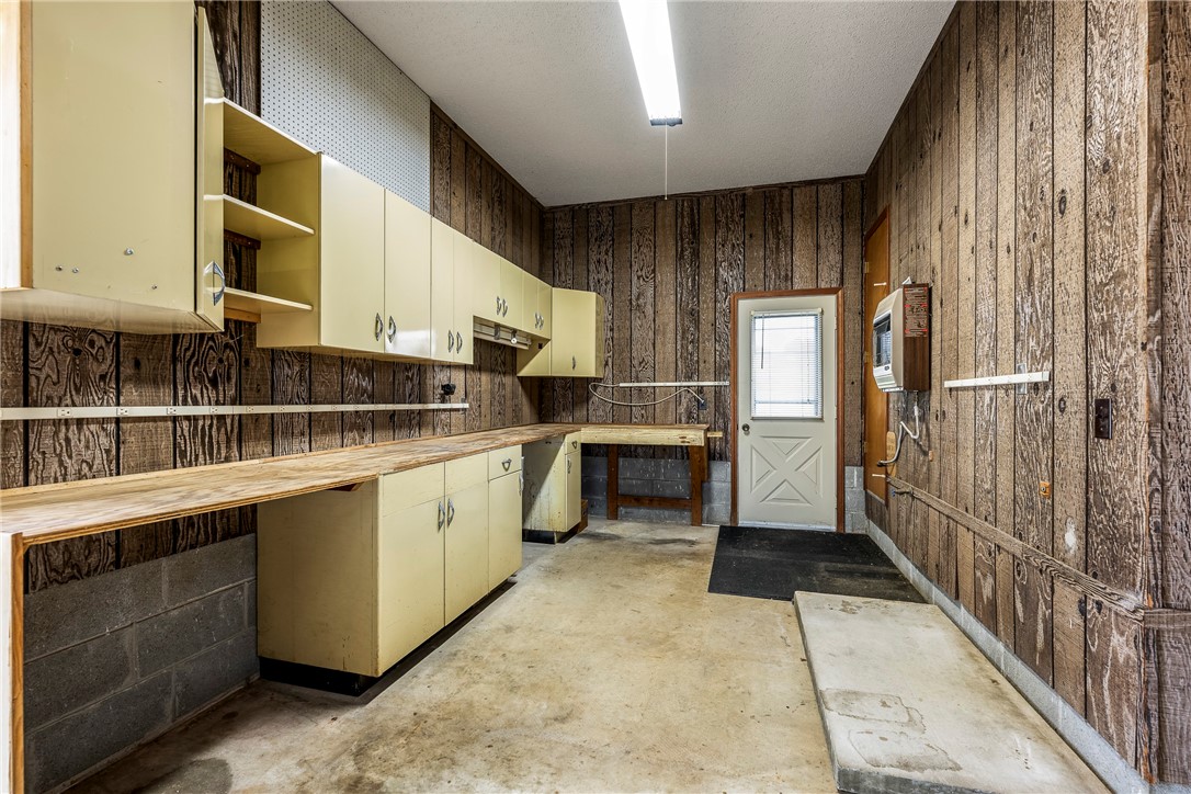 Lowell, Arkansas, 72745, United States, 4 Bedrooms Bedrooms, ,2 BathroomsBathrooms,Residential,For Sale,1932049