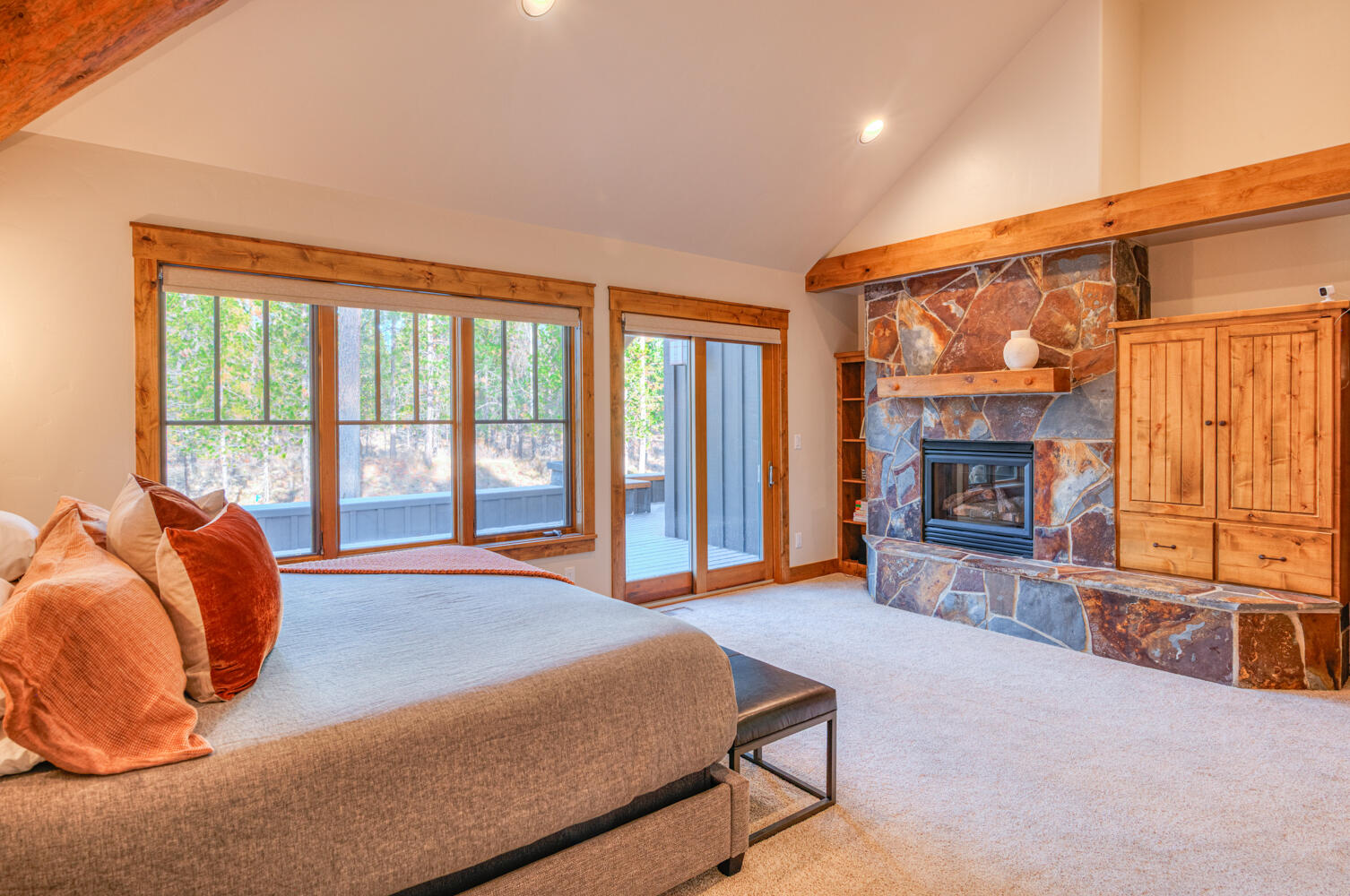 Bend, Oregon, 97707, United States, 4 Bedrooms Bedrooms, ,4 BathroomsBathrooms,Residential,For Sale,2005289