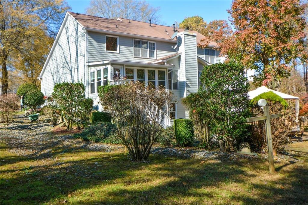 Cumming, Georgia, 30041, United States, 5 Bedrooms Bedrooms, ,4 BathroomsBathrooms,Residential,For Sale,1997427