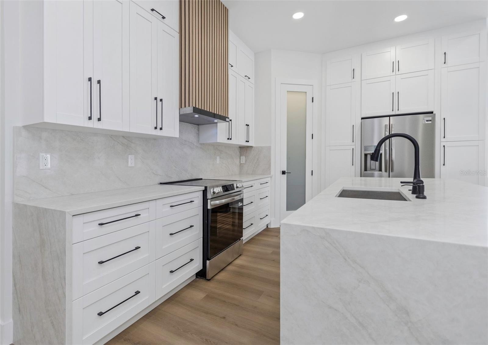 ST PETERSBURG, Florida, 33714, United States, 4 Bedrooms Bedrooms, ,3 BathroomsBathrooms,Residential,For Sale,2022051