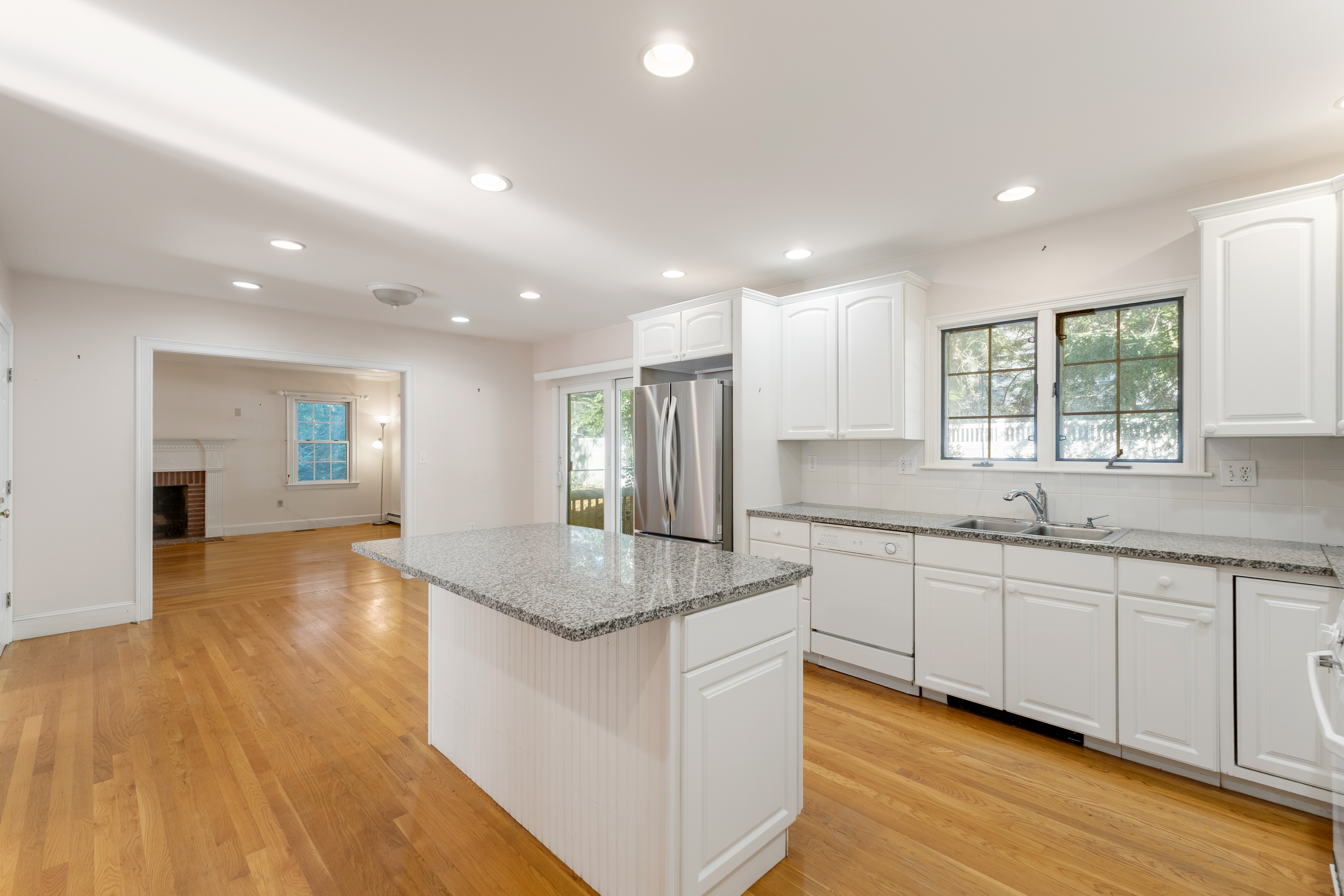  340 Weston Road, Wellesley, MA, 02482 - 物件實景