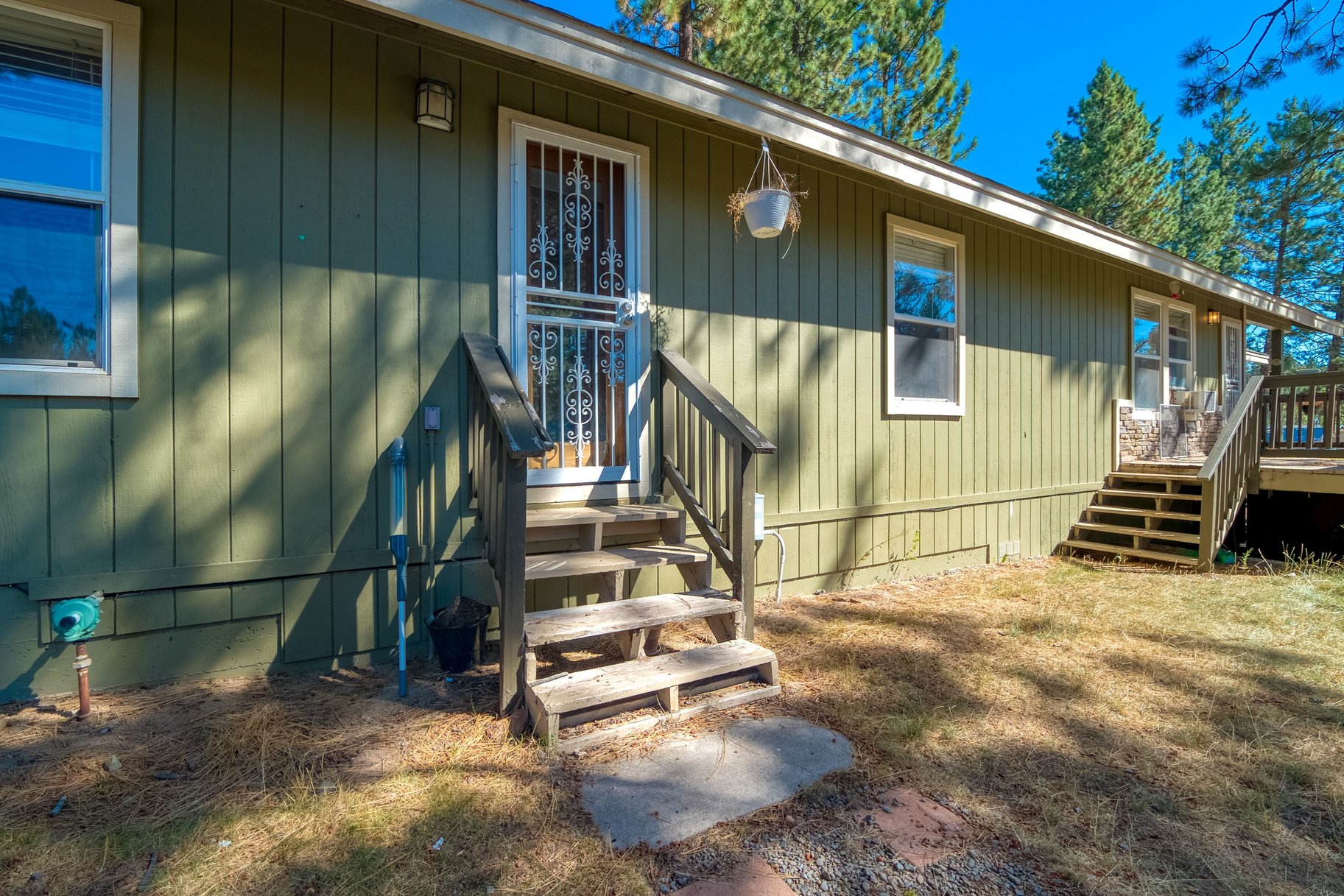 Affordable Home in the Heart of Portola, CA - 物件實景