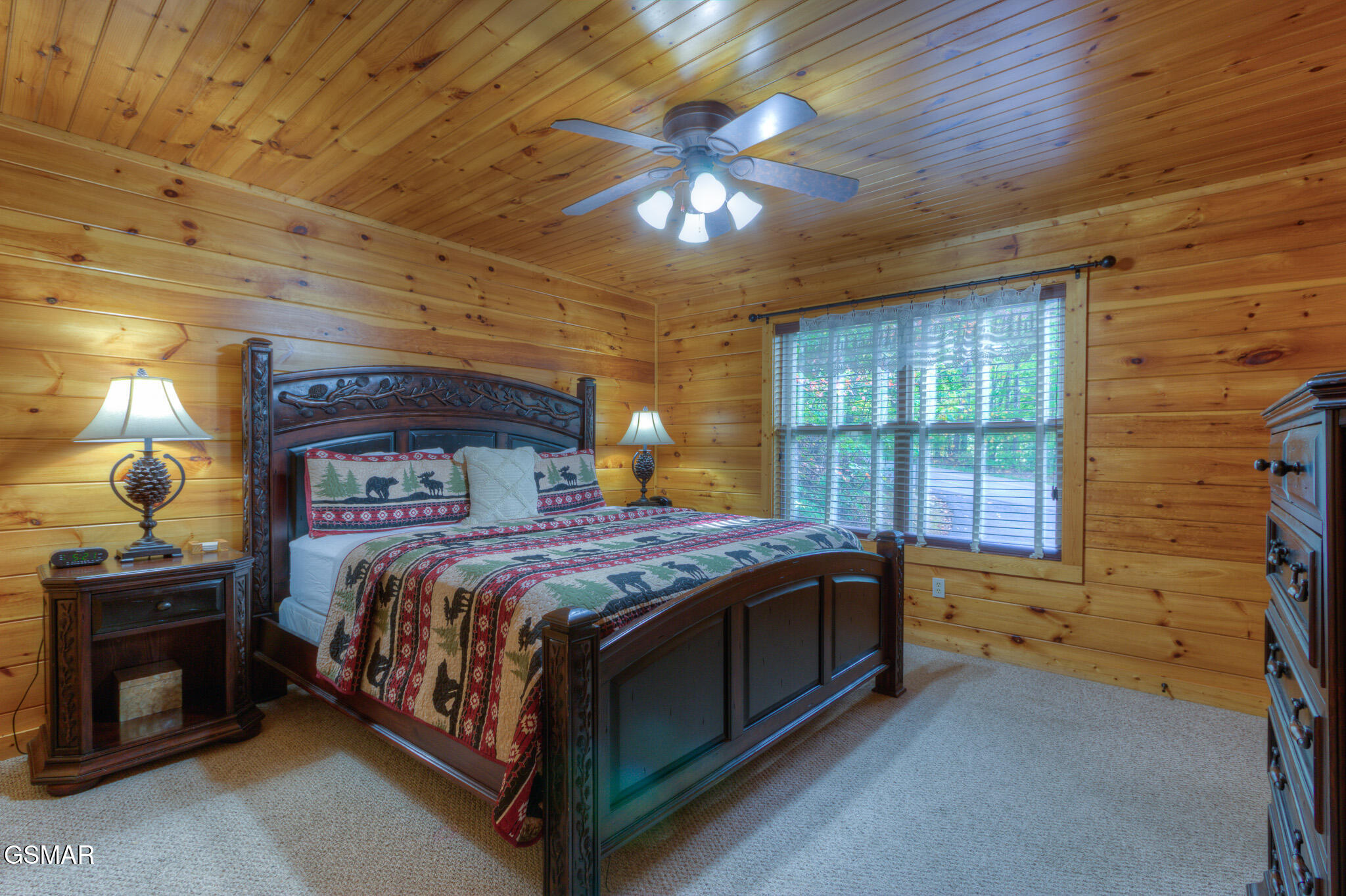 Sevierville, Tennessee, 37876, United States, 2 Bedrooms Bedrooms, ,3 BathroomsBathrooms,Residential,For Sale,1983447