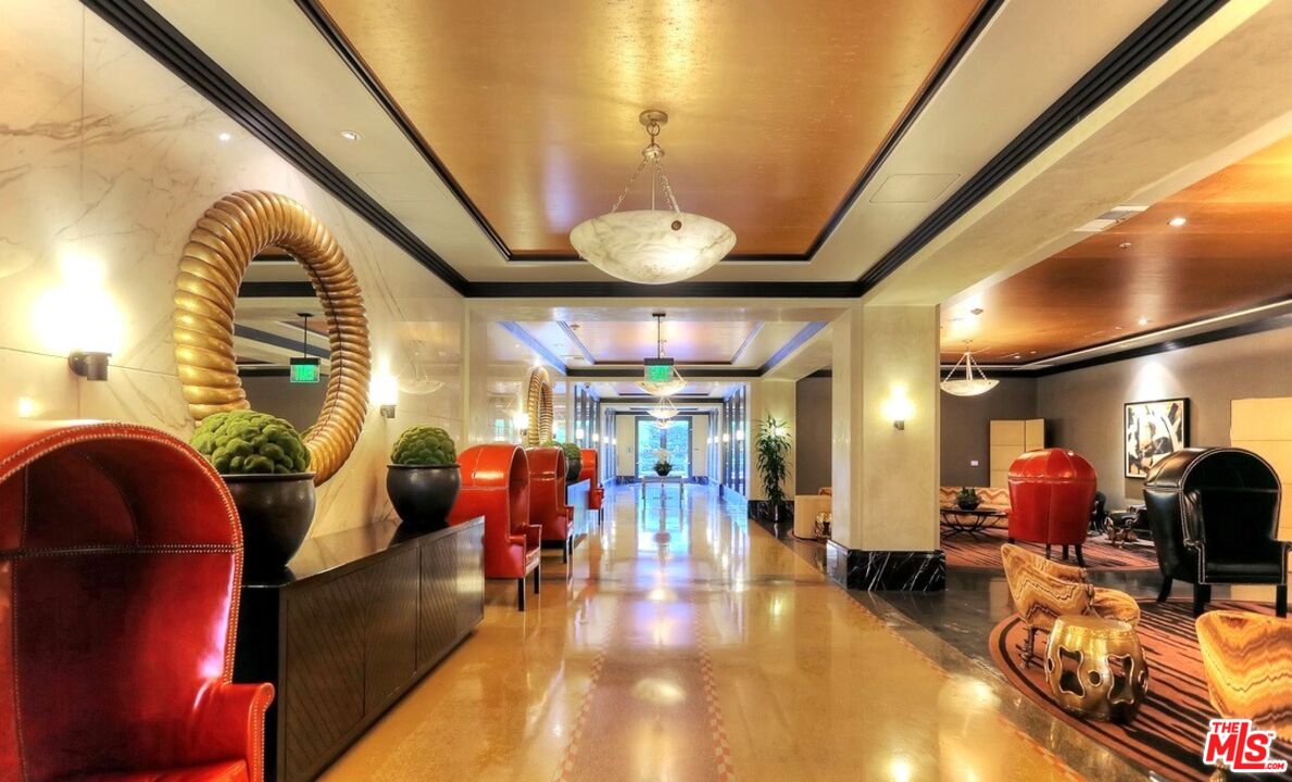 Los Angeles, California, 90014, United States, 1 Bedroom Bedrooms, ,1 BathroomBathrooms,Residential,For Sale,1705578
