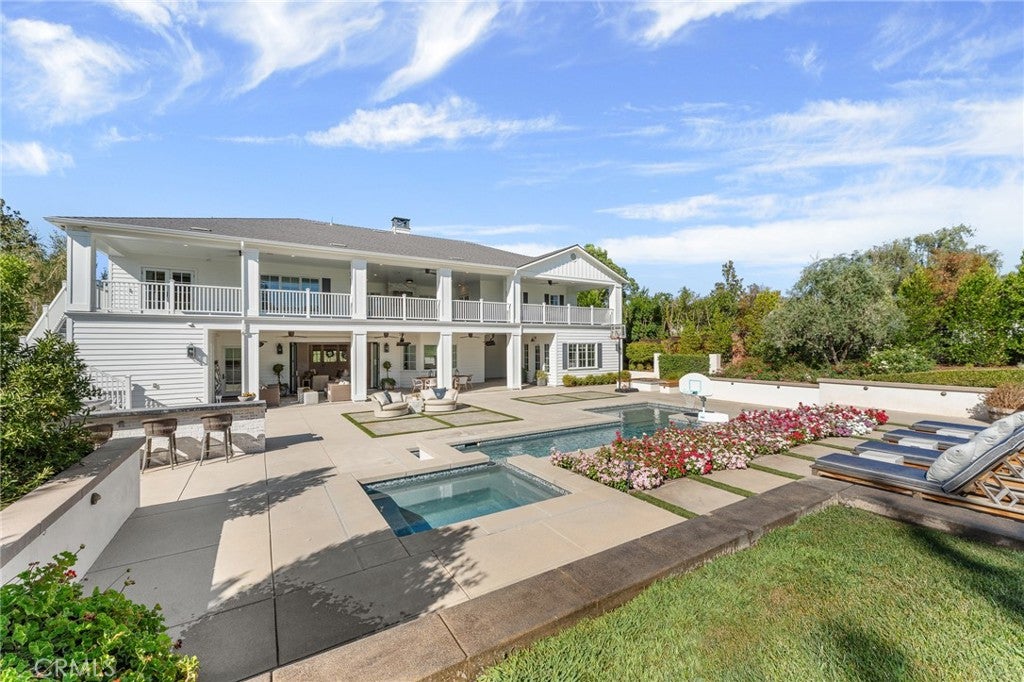 Redlands, California, 92373, United States, 5 Bedrooms Bedrooms, ,6 BathroomsBathrooms,Residential,For Sale,1984155