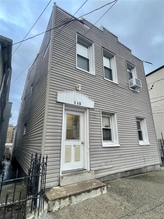 125 North 5th Avenue, Mount Vernon, New York, 10550, United States, 6 Bedrooms Bedrooms, ,5 BathroomsBathrooms,Residential,For Sale,125 North 5th Avenue,1217791