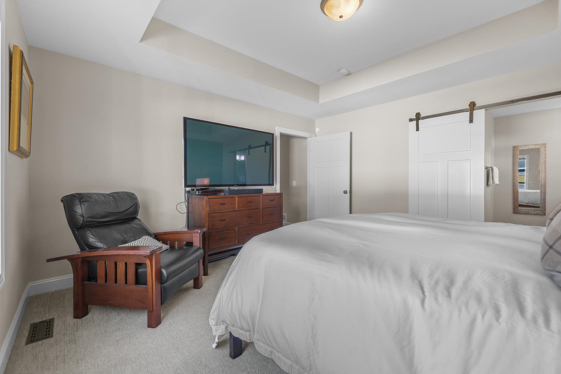 Minot, North Dakota, 58701, United States, 4 Bedrooms Bedrooms, ,3 BathroomsBathrooms,Residential,For Sale,1980886