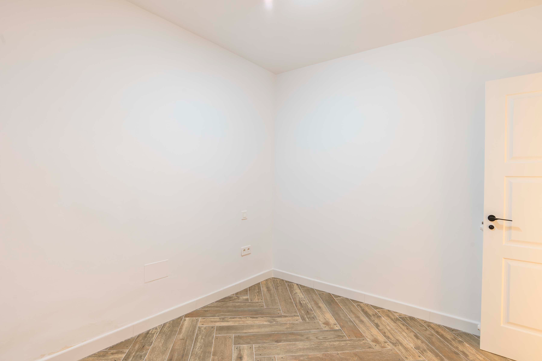  Renovated ground floor with private patio in Argüelles - 物件實景