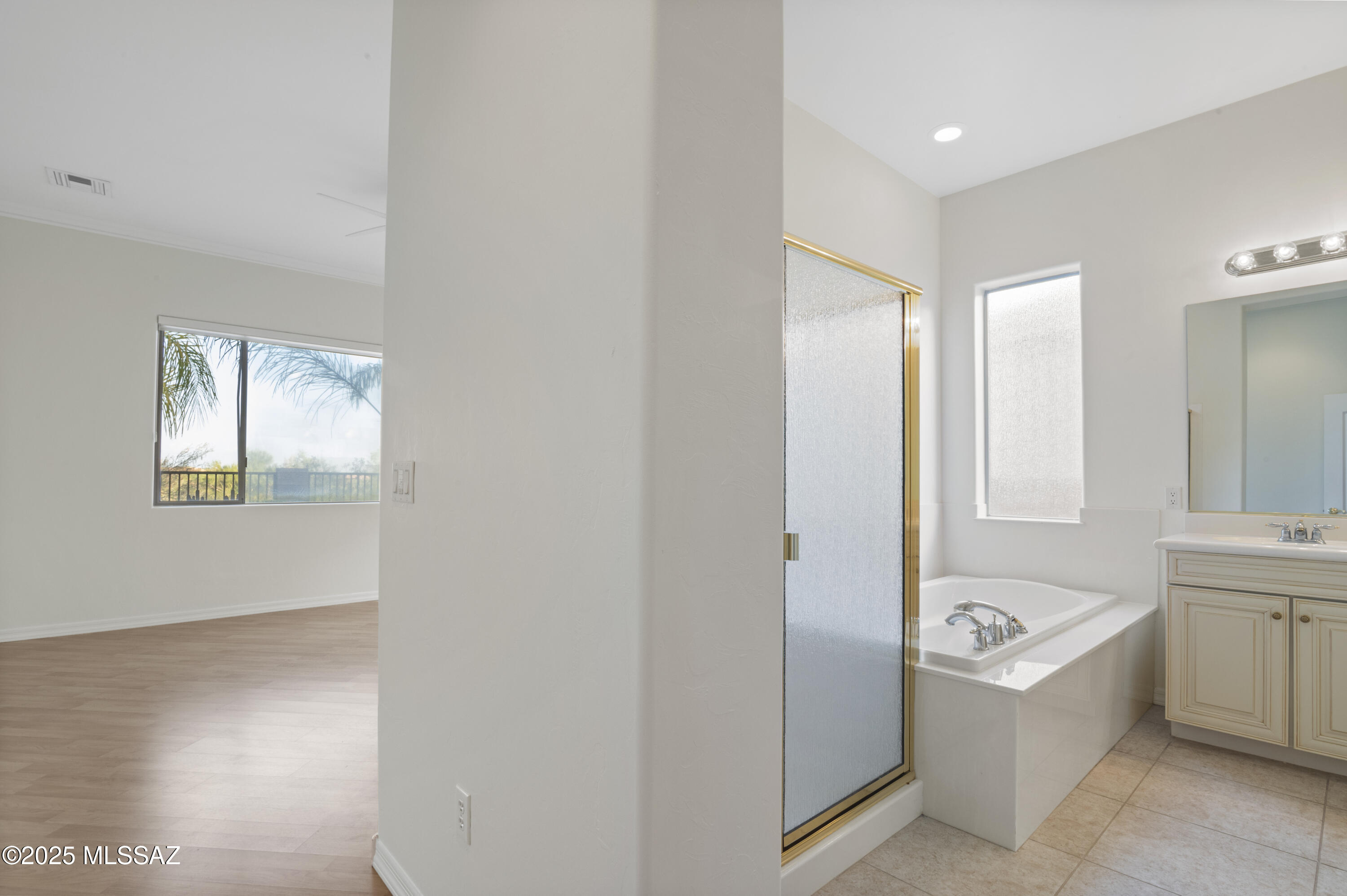 Marana, Arizona, 85658, United States, 3 Bedrooms Bedrooms, ,3 BathroomsBathrooms,Residential,For Sale,1926095