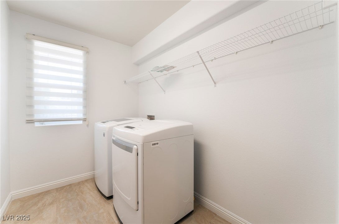 Las Vegas, Nevada, 89135, United States, 3 Bedrooms Bedrooms, ,3 BathroomsBathrooms,Residential,For Sale,1928767