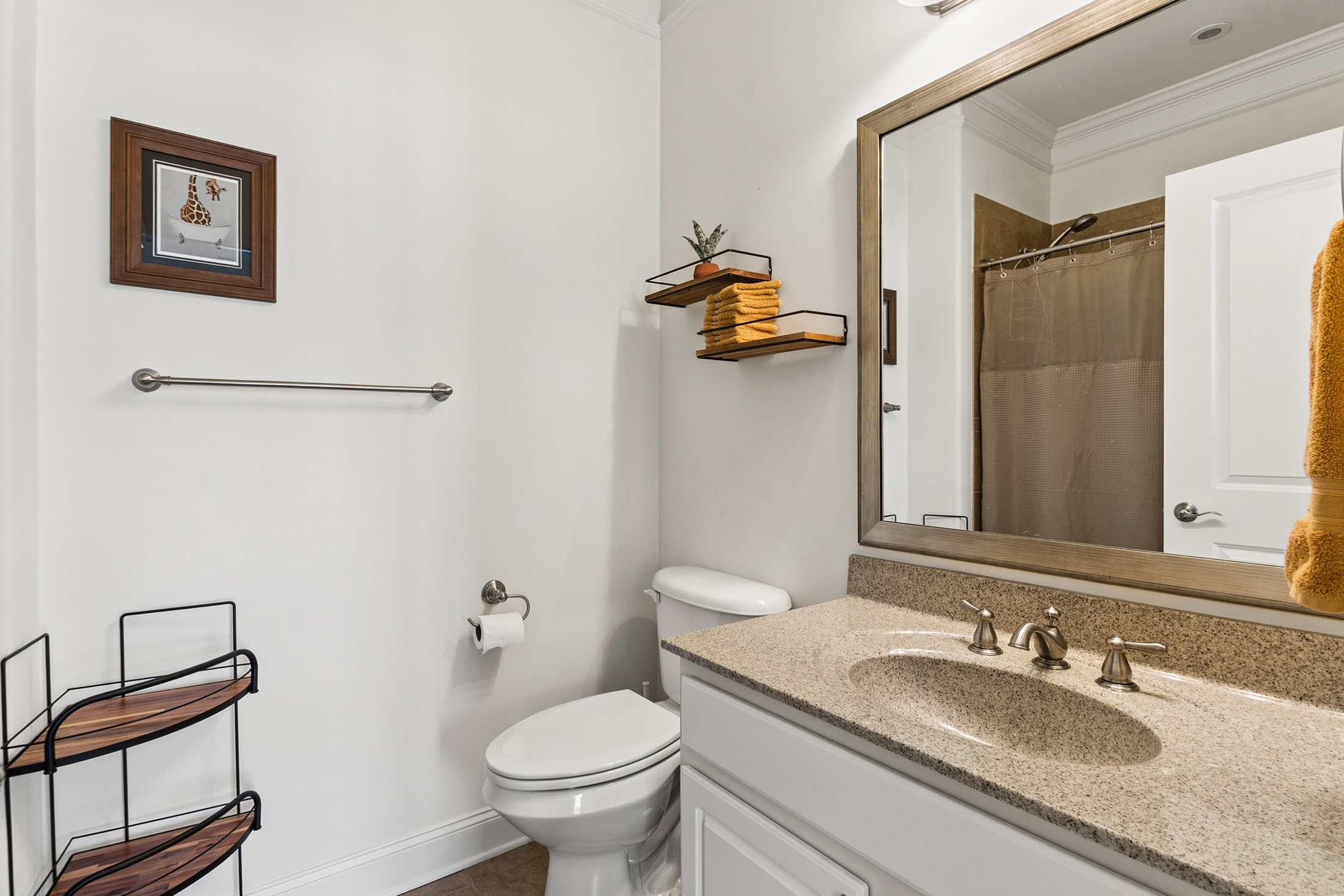  Come Together in this Beautifully Maintained Home in Wellstone - 物件實景