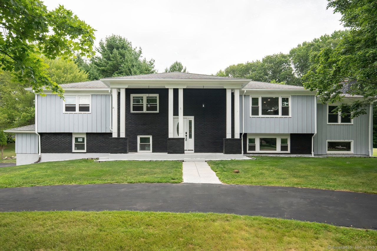 Monroe, Connecticut, 06468, United States, 5 Bedrooms Bedrooms, ,3 BathroomsBathrooms,Residential,For Sale,1907452