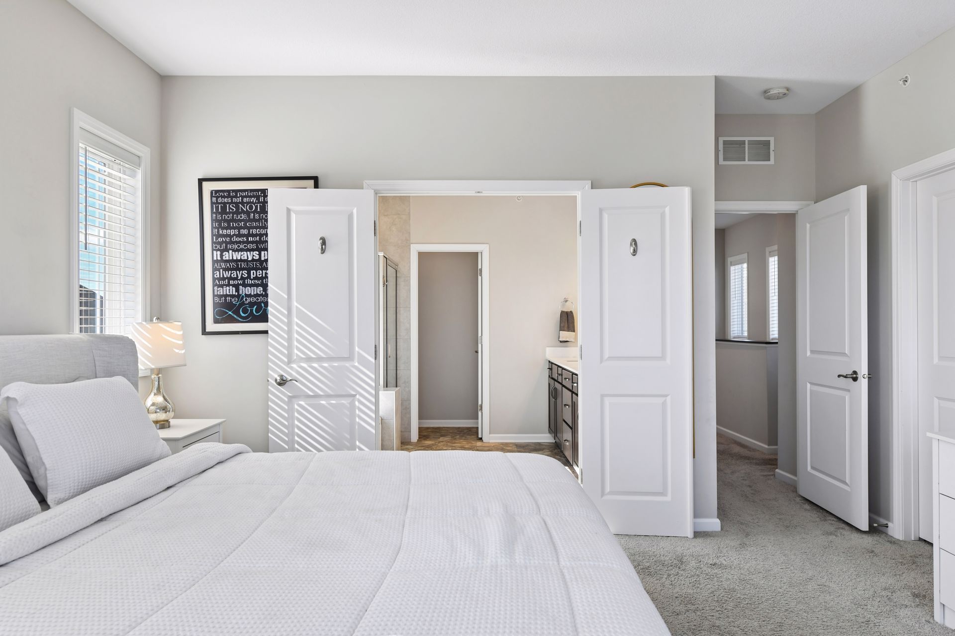  Refined Living in Prime Location - 物件實景