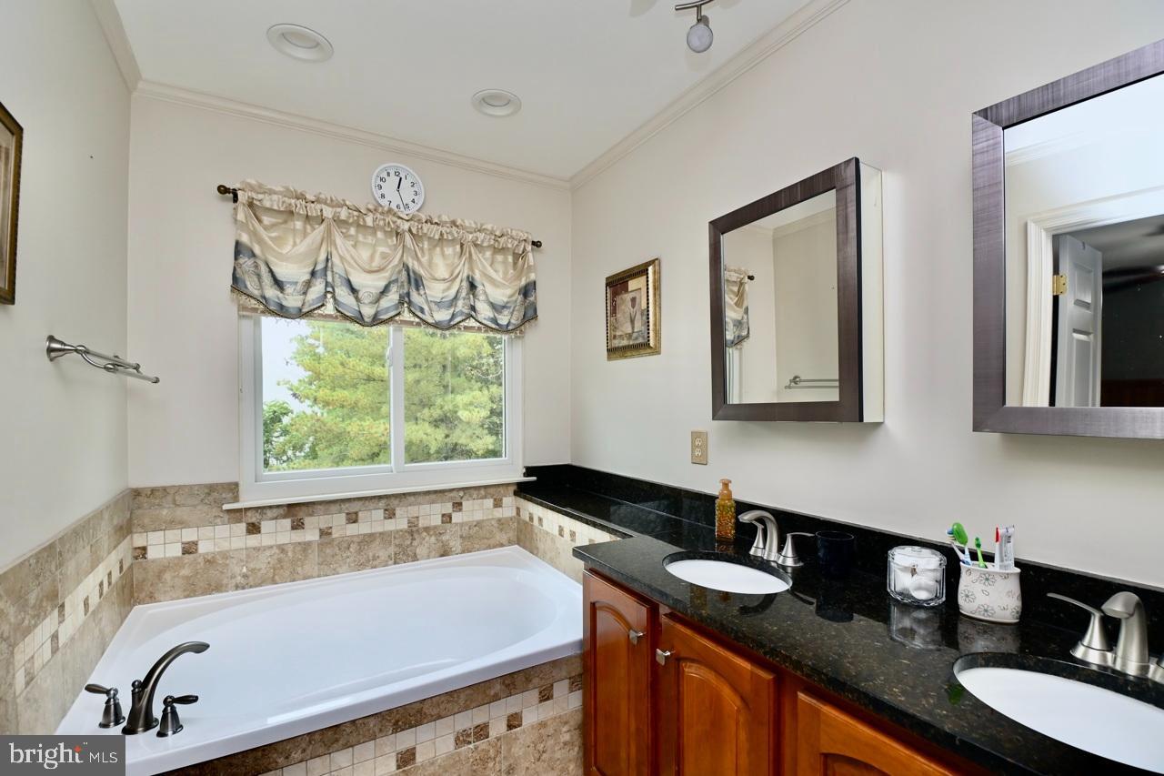 Alexandria, Virginia, 22315, United States, ,Residential,For Sale,1984525