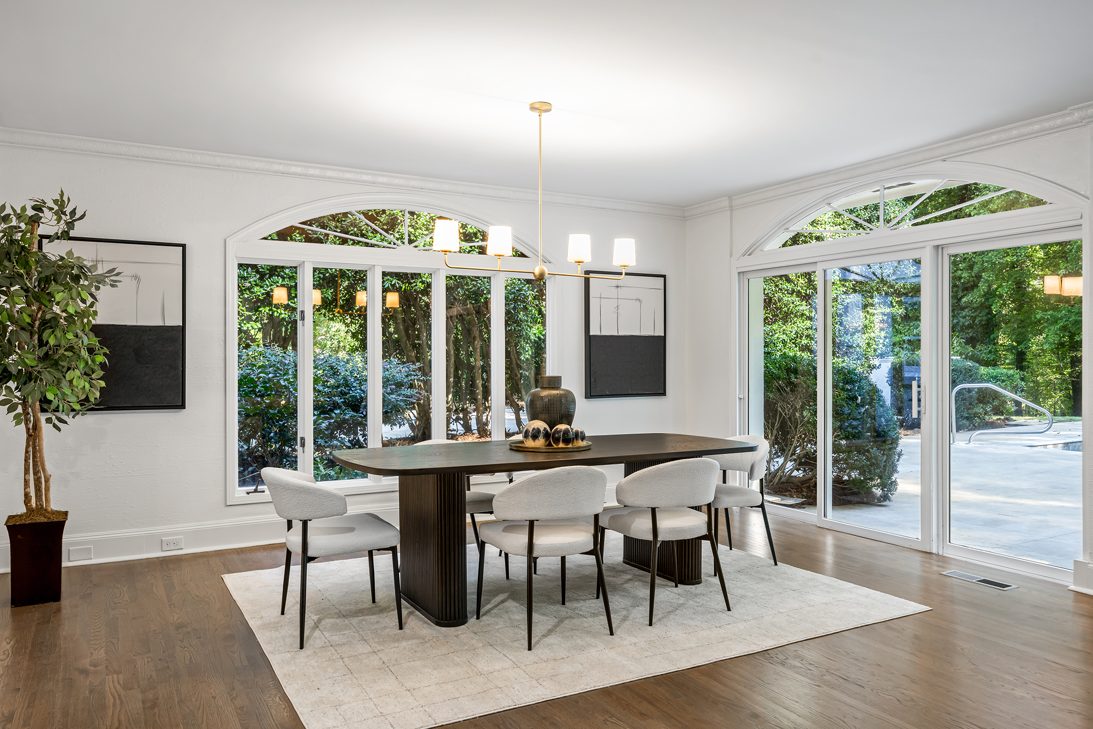  Timeless Architecture, Refined Interiors, and Modern Comfort in Sandy Springs - 物件實景