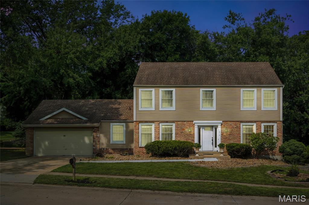 Chesterfield, Missouri, 63017, United States, 4 Bedrooms Bedrooms, ,3 BathroomsBathrooms,Residential,For Sale,1906928