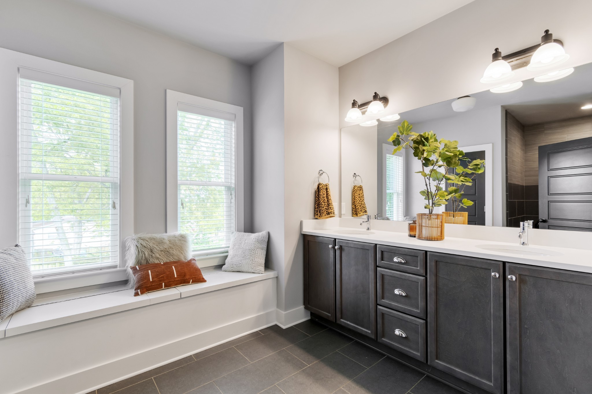  311 35th Ave N N, Nashville, TN, 37209 - 物件實景