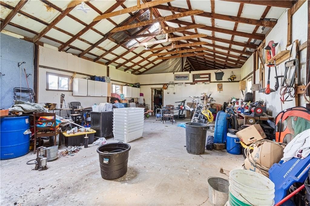 Siloam Springs, Arkansas, 72761, United States, 3 Bedrooms Bedrooms, ,4 BathroomsBathrooms,Residential,For Sale,1981853