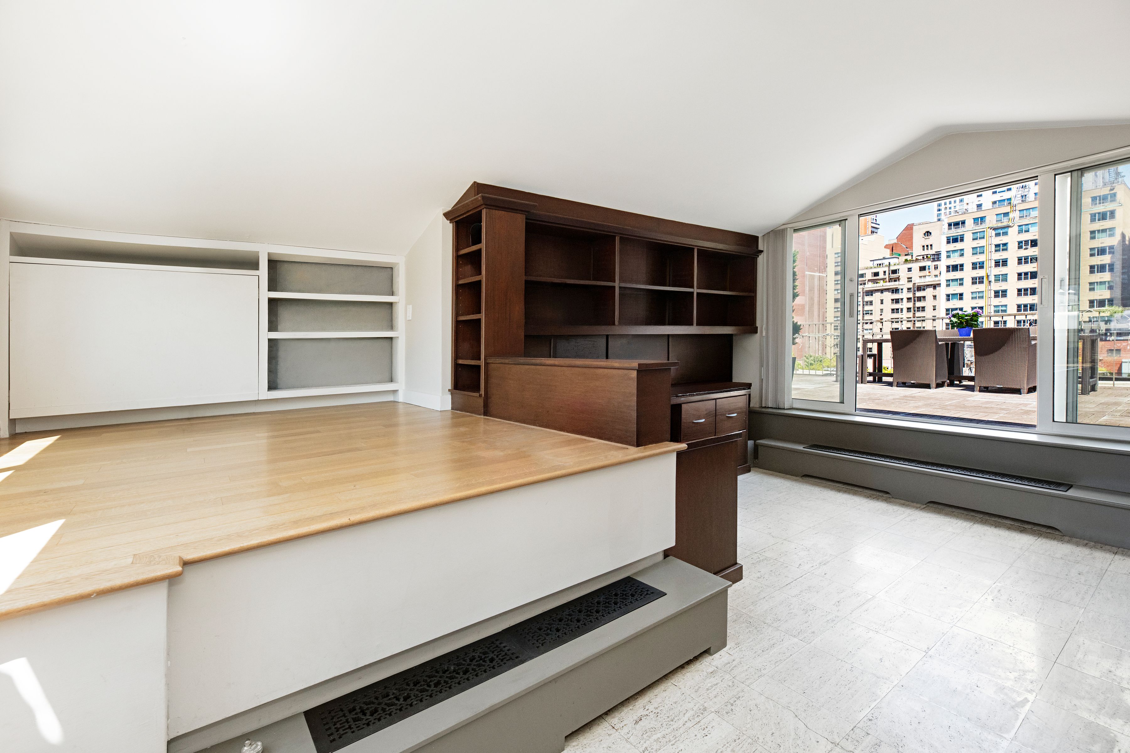  243 East 77th Street - 物件實景
