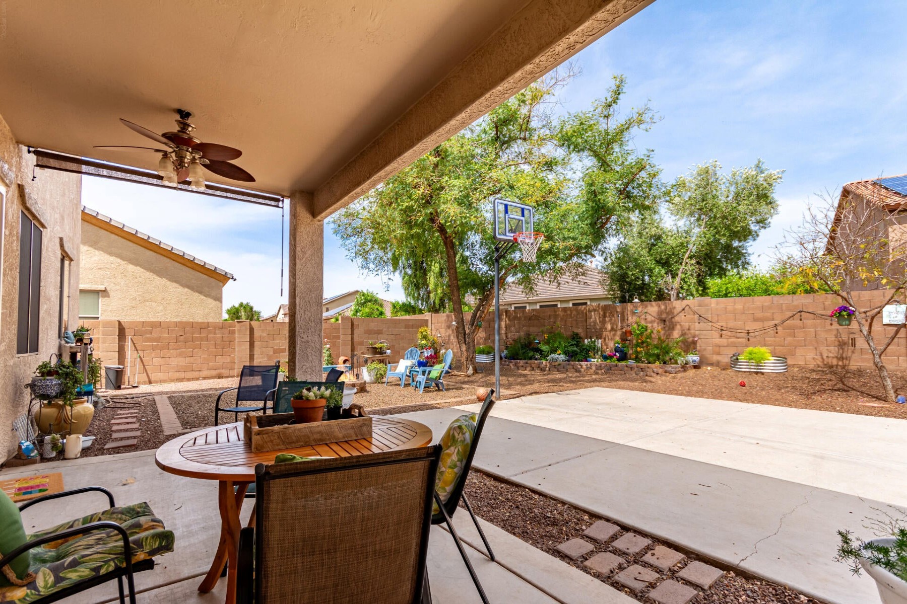  17538 W Marshall Lane  Surprise, AZ - 物件實景