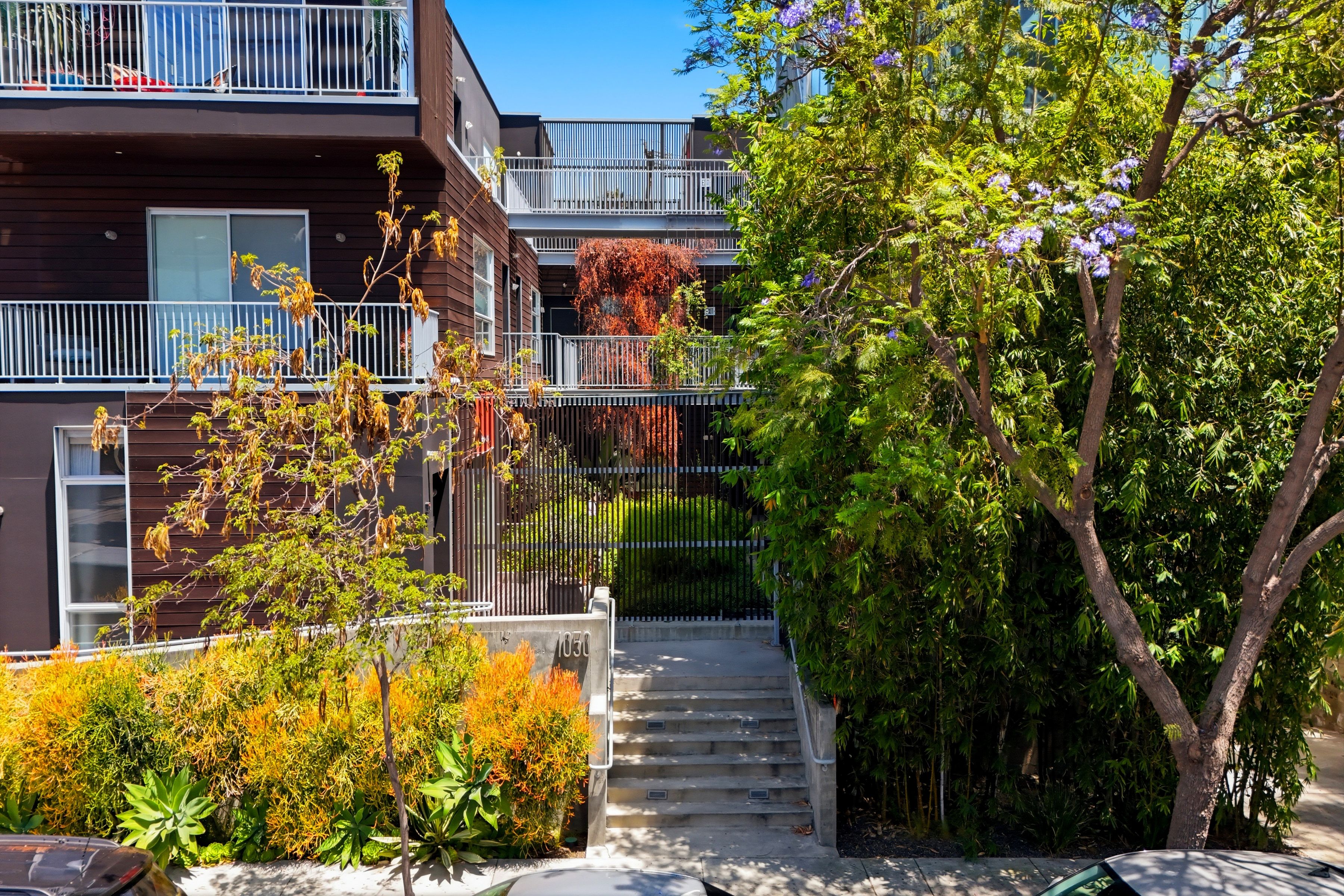  1050 North Gardner Street #3 - 物件實景