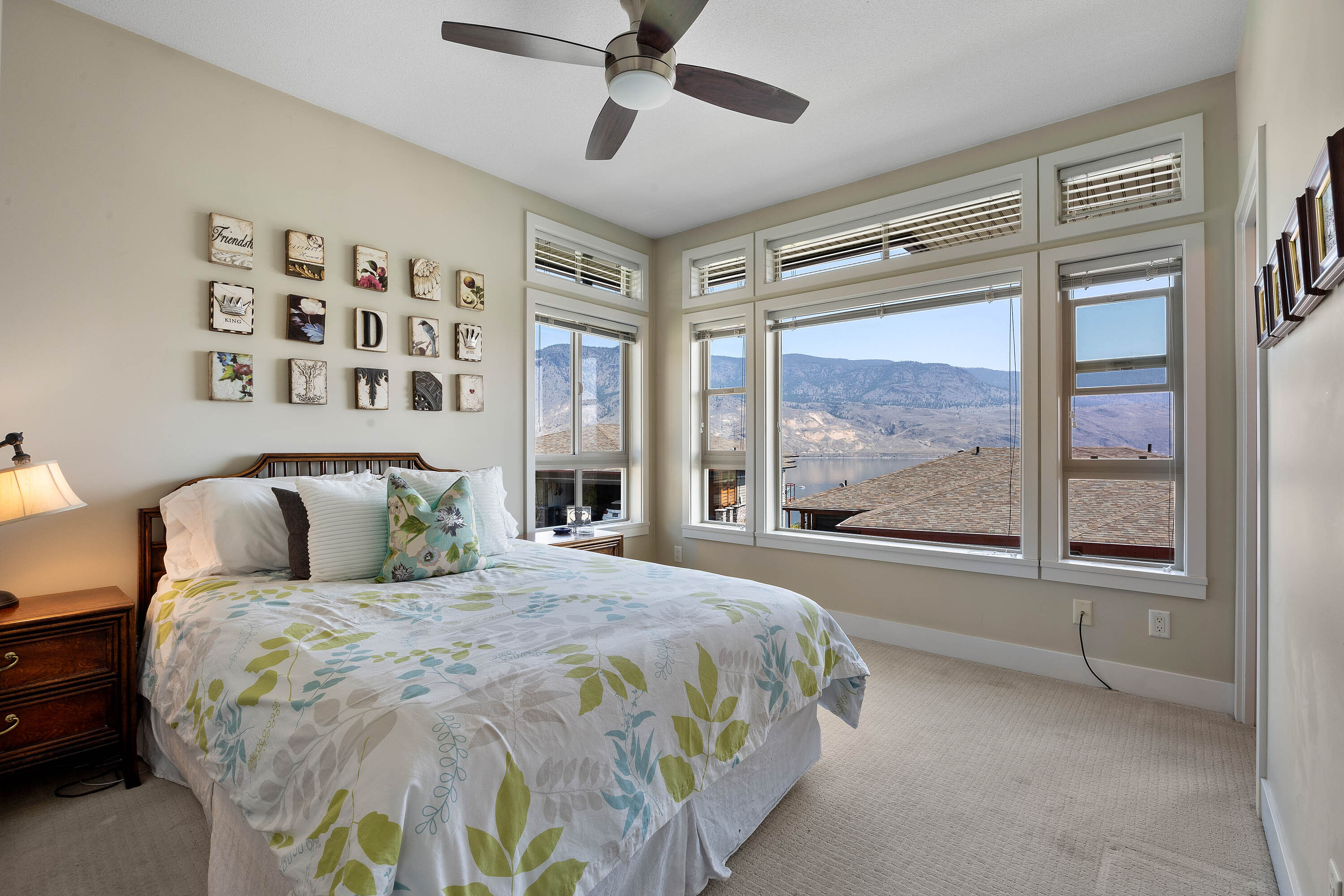  Glorious Townhouse in Tobiano - 物件實景