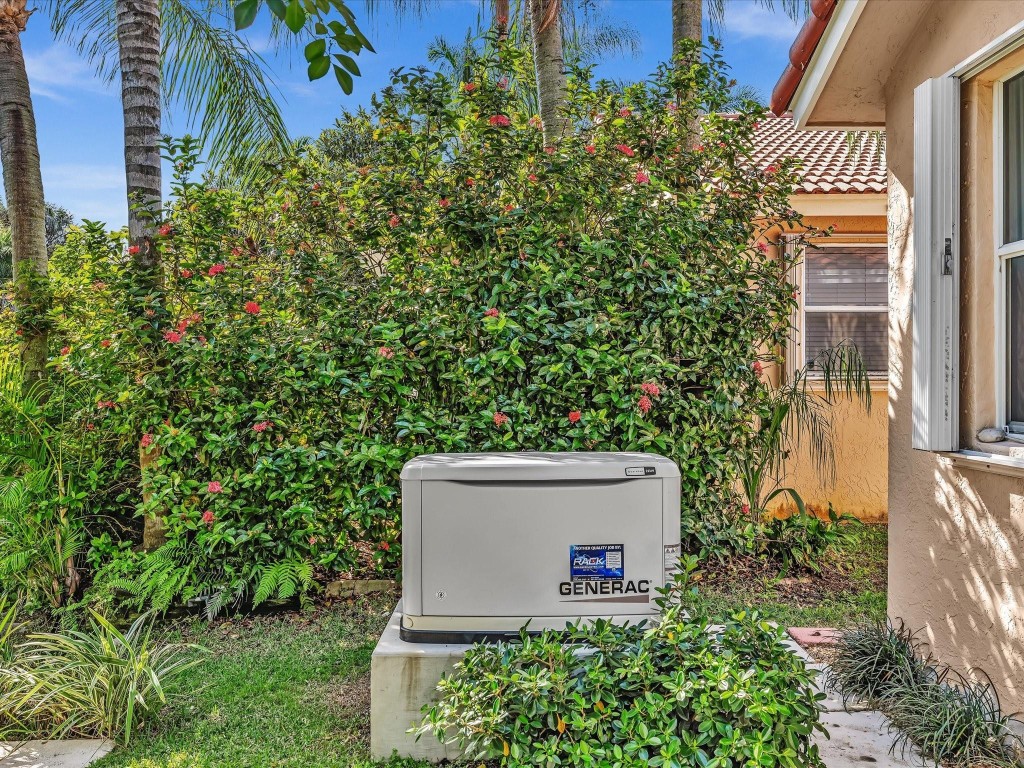 Pompano Beach, Florida, 33069, United States, 3 Bedrooms Bedrooms, ,2 BathroomsBathrooms,Residential,For Sale,2008555