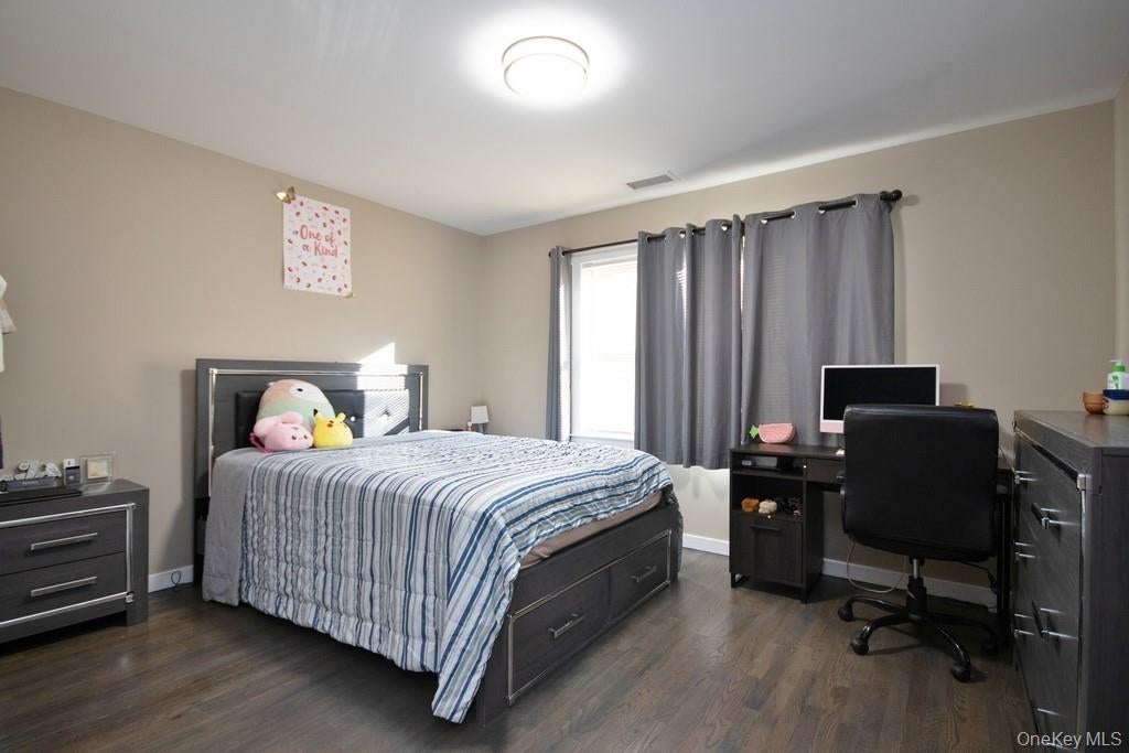 Haverstraw, New York, 10927, United States, 4 Bedrooms Bedrooms, ,3 BathroomsBathrooms,Residential,For Sale,1914087