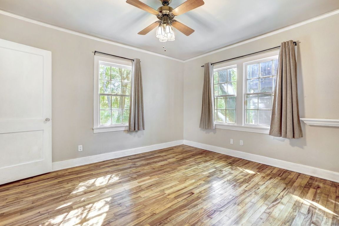 Austin, Texas, 78751, United States, 2 Bedrooms Bedrooms, ,2 BathroomsBathrooms,Residential,For Sale,1989110