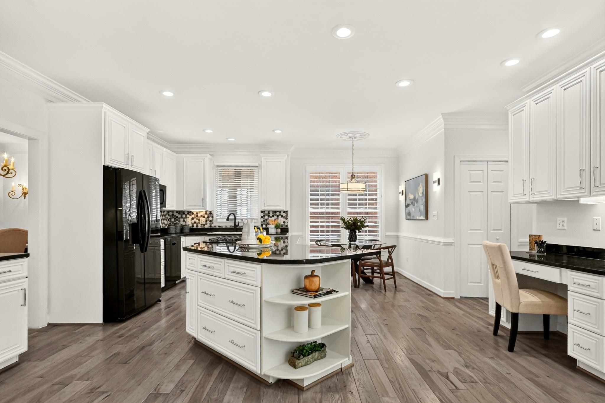 3860 Farrcroft Drive, Fairfax, VA, 22030 - 物件實景