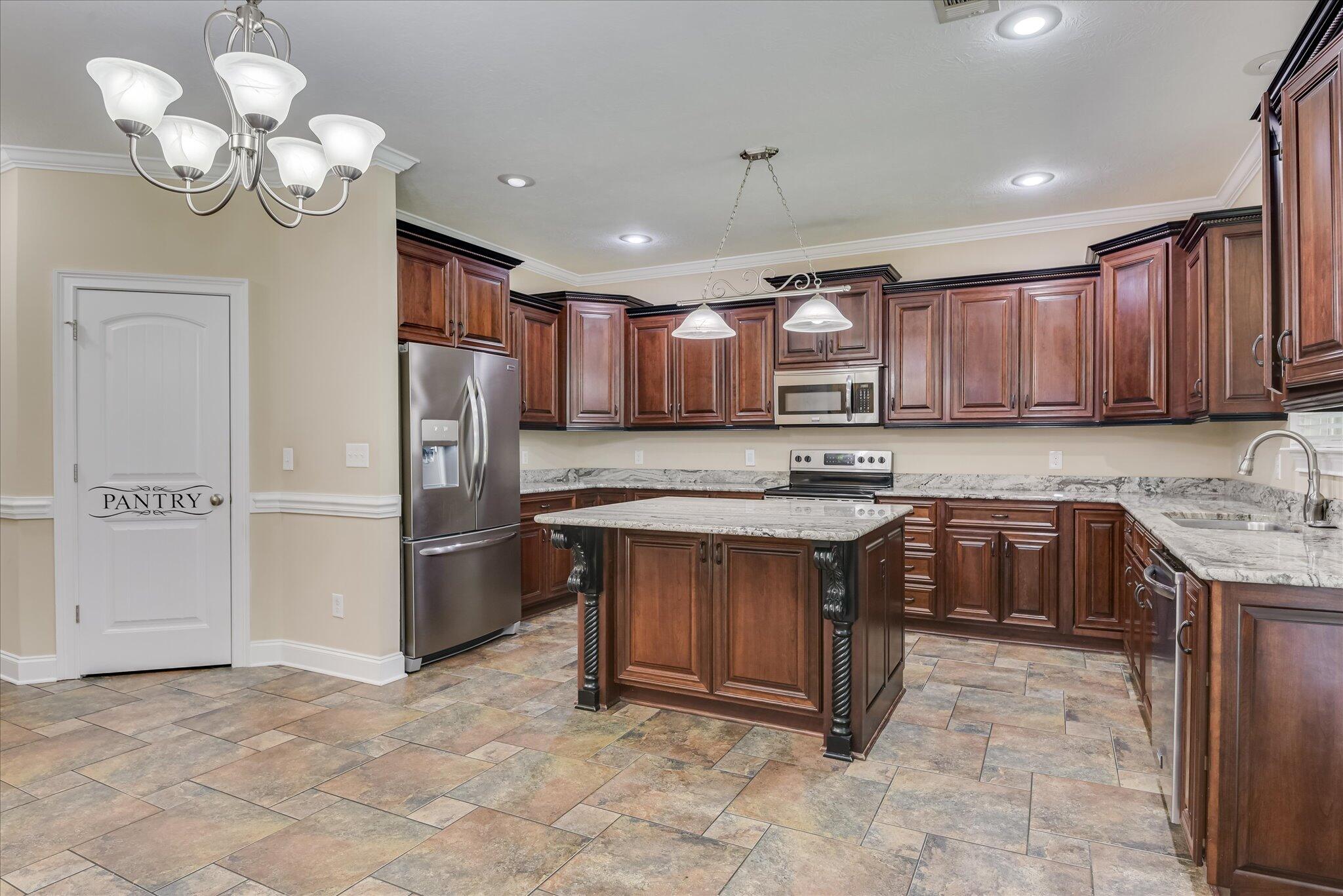 Evans, Georgia, 30809, United States, 5 Bedrooms Bedrooms, ,3 BathroomsBathrooms,Residential,For Sale,1976070