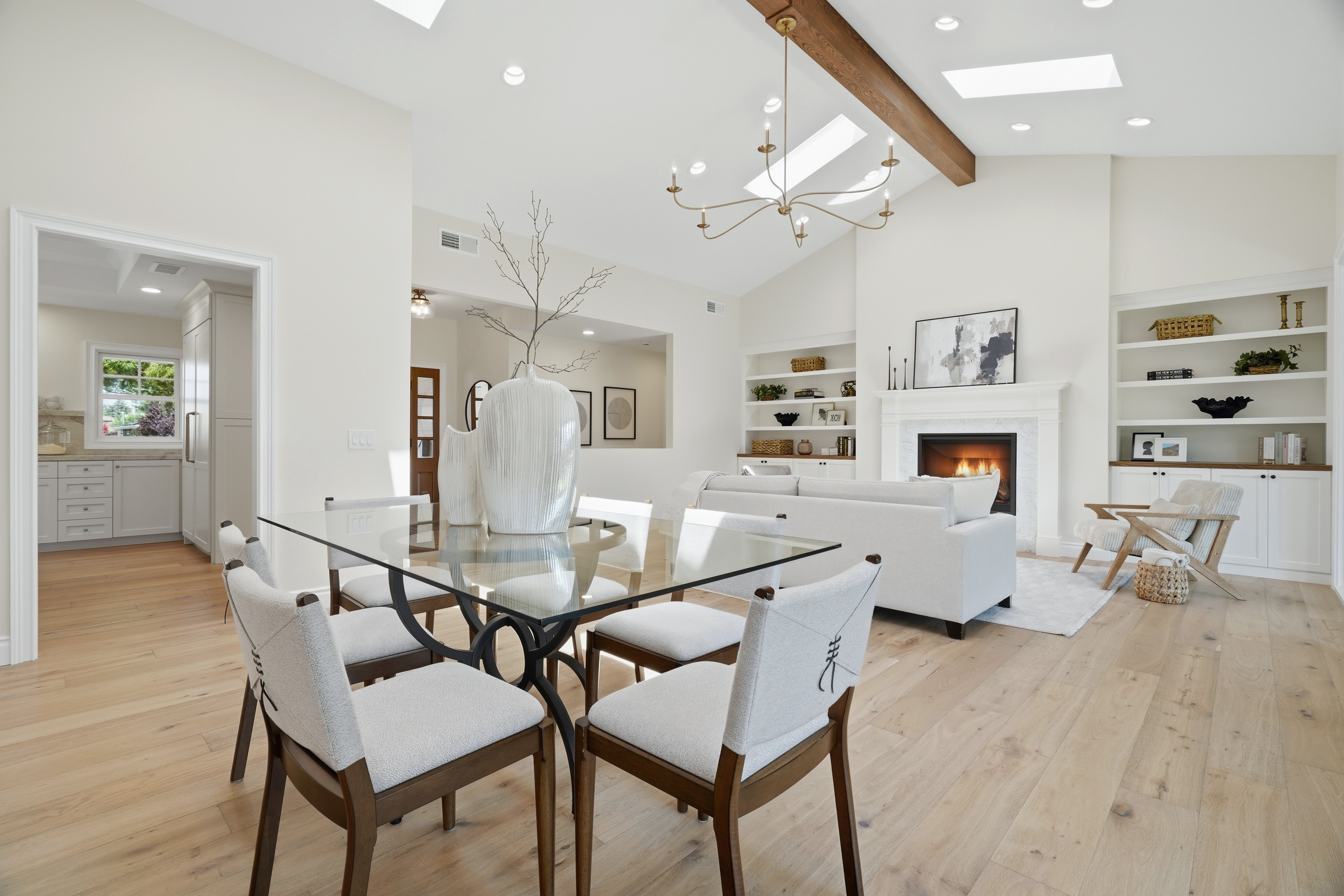  Luxury Campbell Living - 物件實景