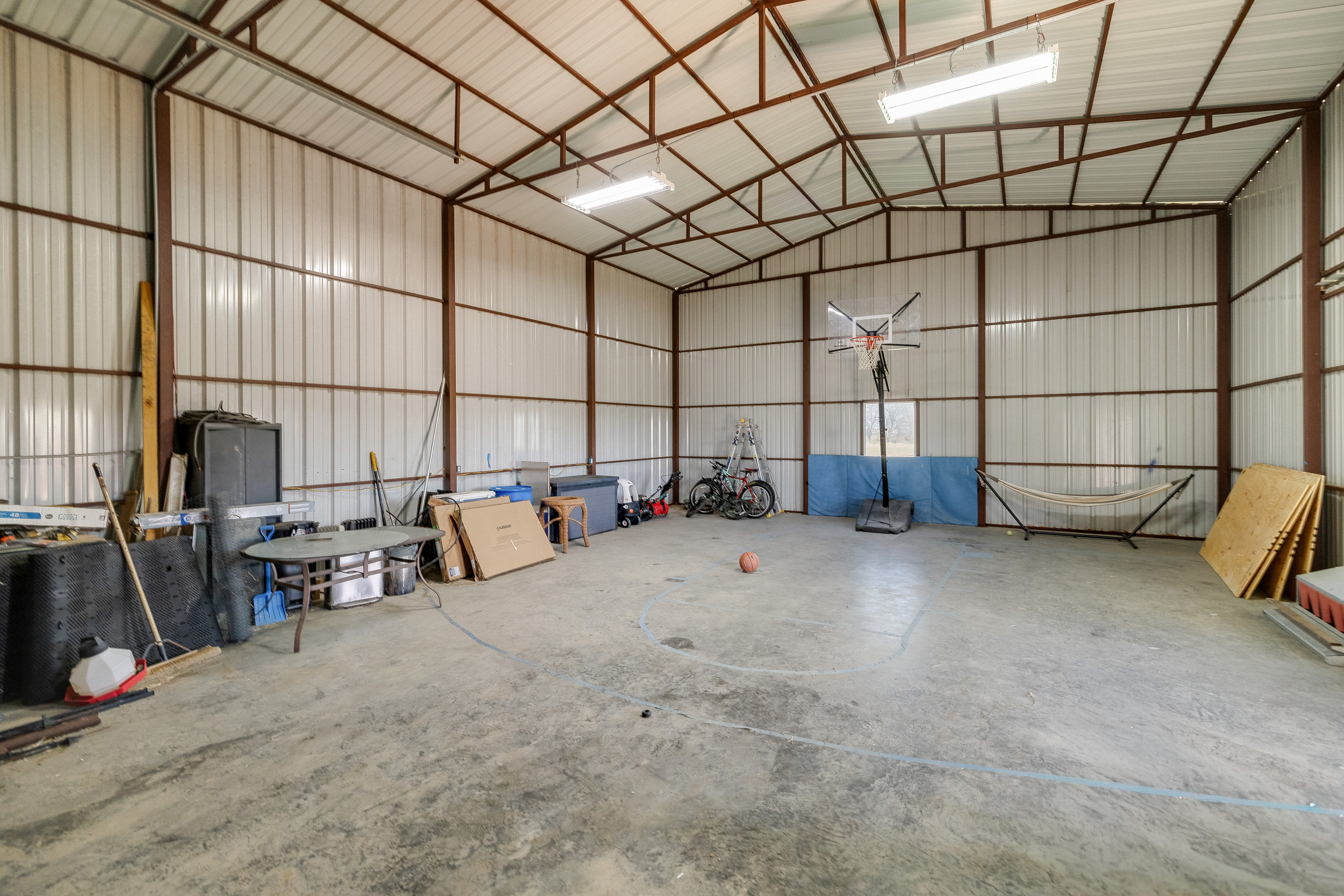  8.53-Acre Homestead With No HOA in Justin, Texas - 物件實景