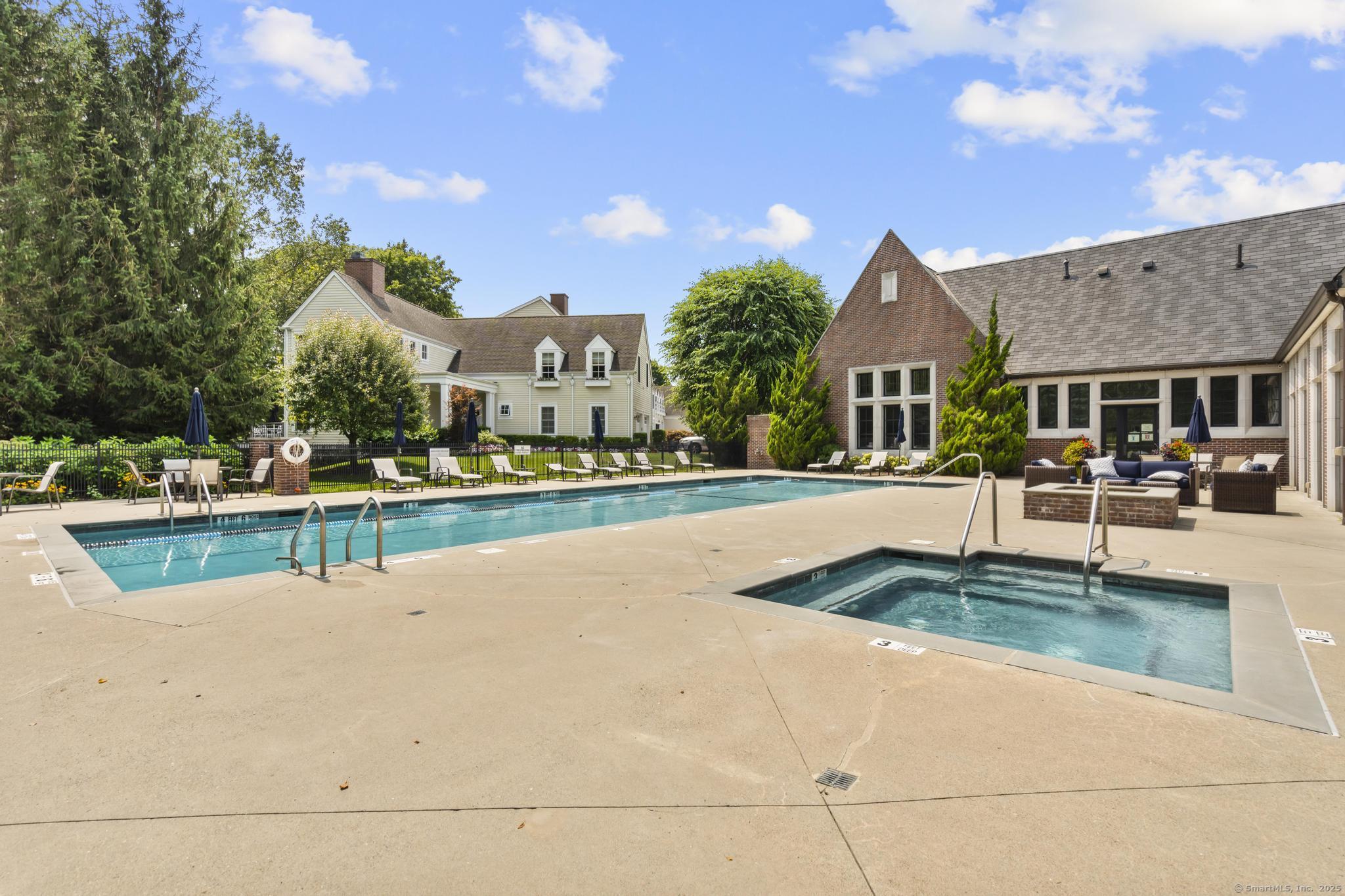 Stamford, Connecticut, 06902, United States, 2 Bedrooms Bedrooms, ,2 BathroomsBathrooms,Residential,For Sale,1917913