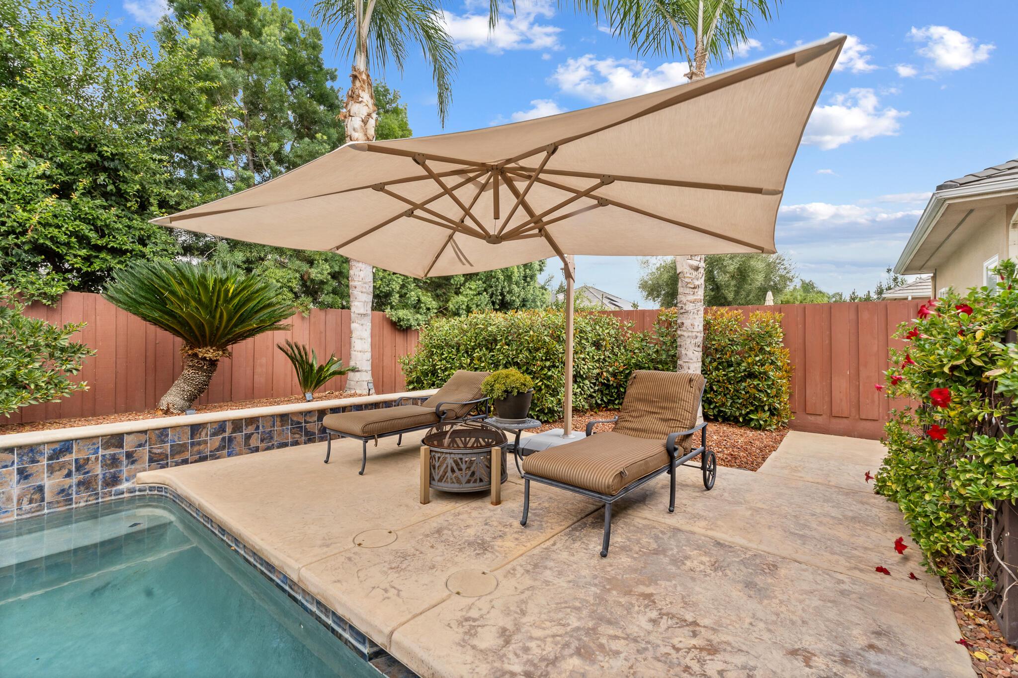 Visalia, California, 93291, United States, 4 Bedrooms Bedrooms, ,3 BathroomsBathrooms,Residential,For Sale,1976772