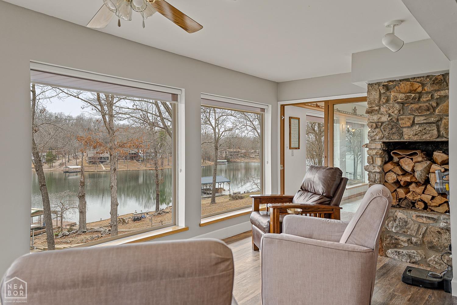 Cherokee Village, Arkansas, 72529, United States, 6 Bedrooms Bedrooms, ,3 BathroomsBathrooms,Residential,For Sale,1983477