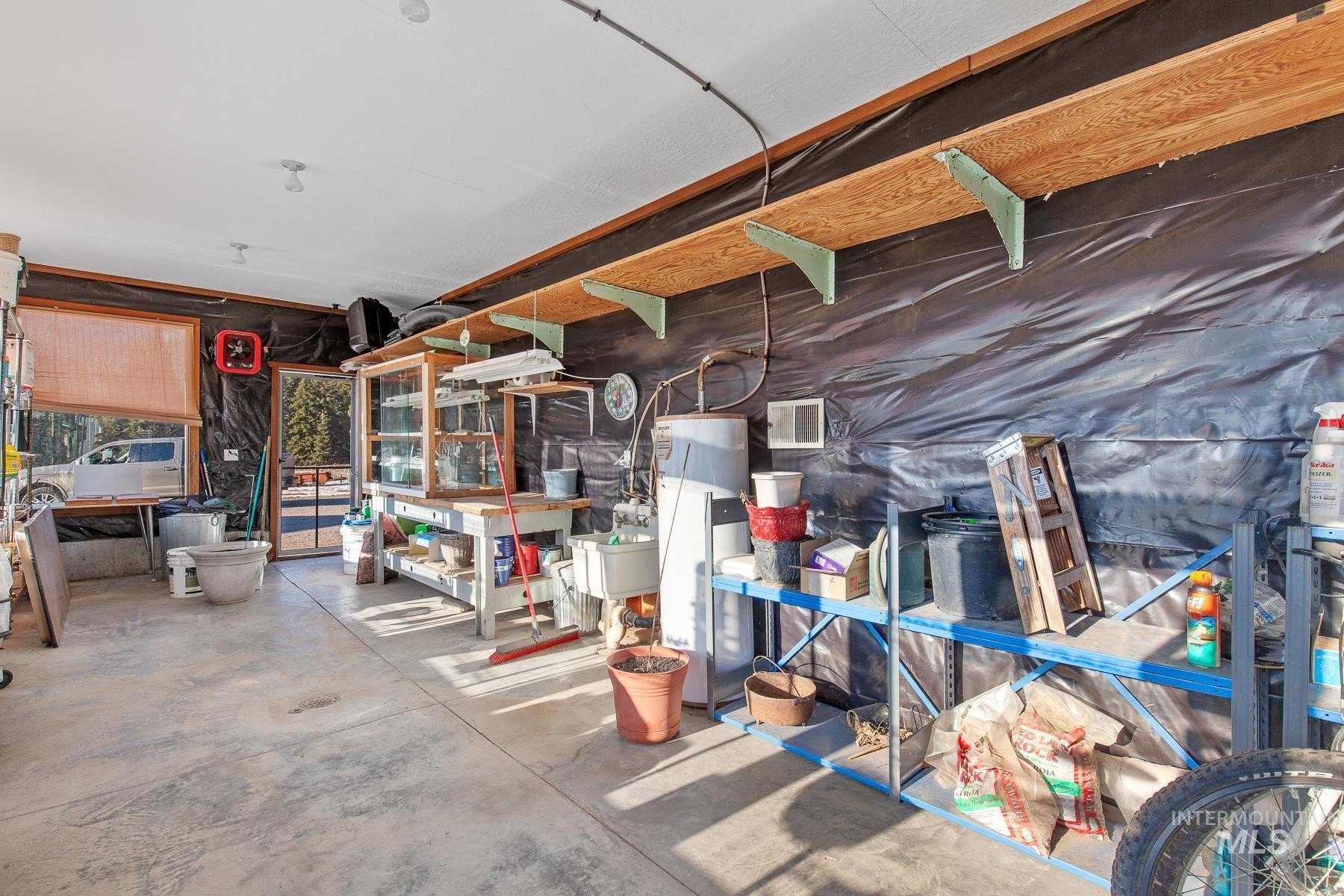 Wallace, Idaho, 83873, United States, 3 Bedrooms Bedrooms, ,3 BathroomsBathrooms,Residential,For Sale,1860475