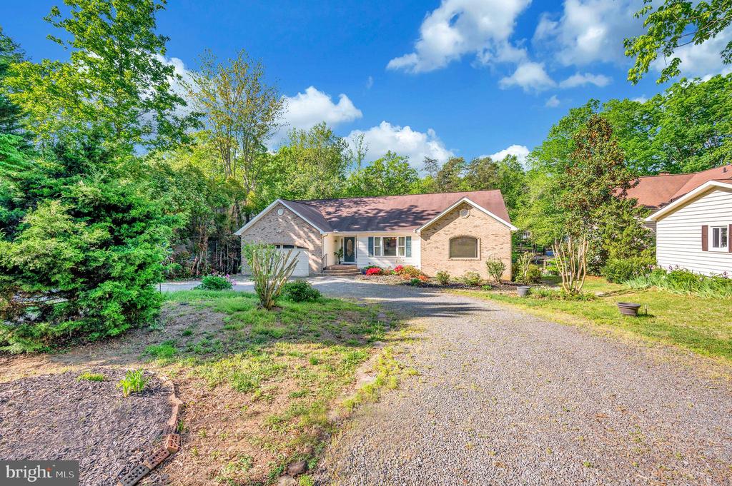 Locust Grove, Virginia, 22508, United States, 4 Bedrooms Bedrooms, ,4 BathroomsBathrooms,Residential,For Sale,1810650