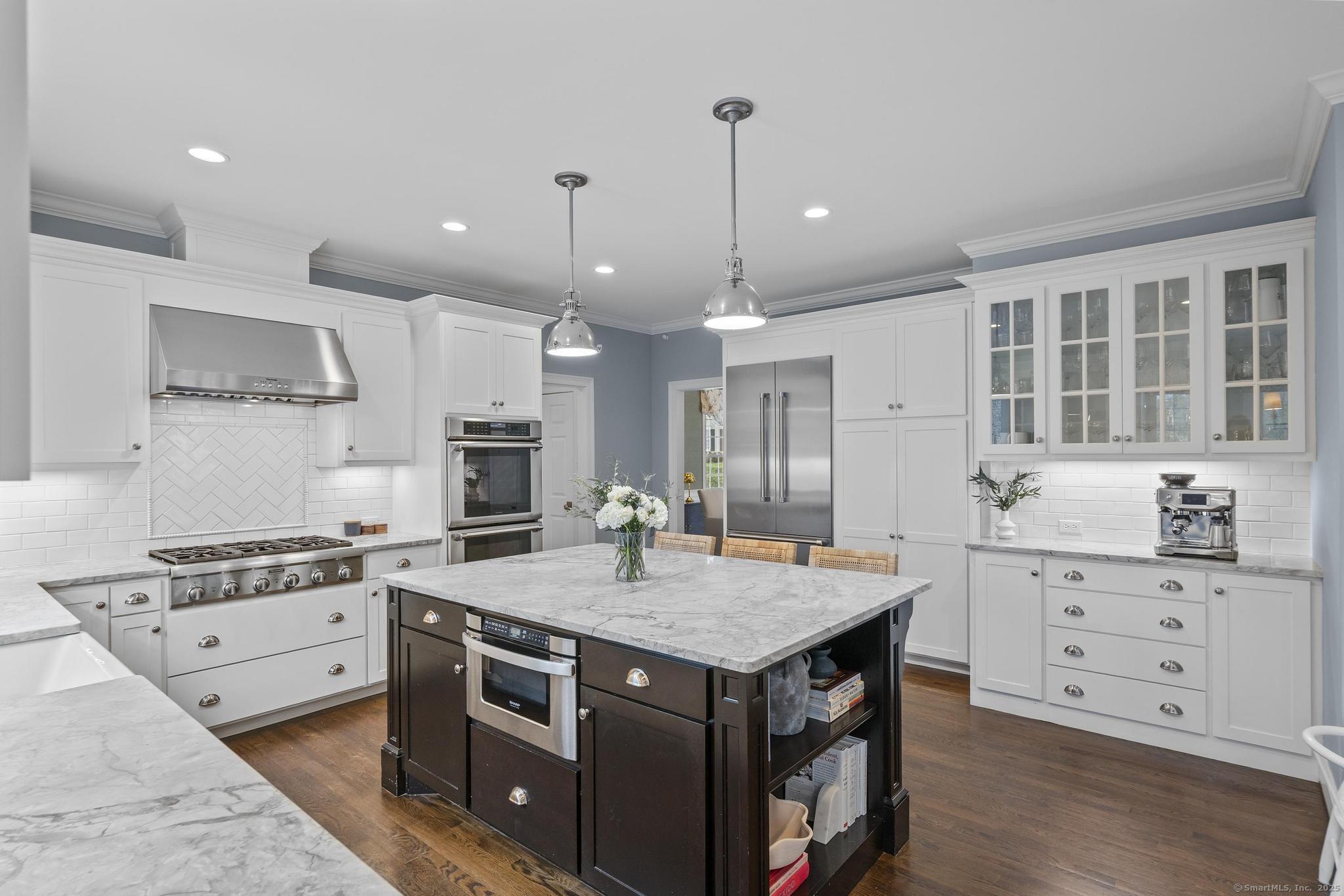 West Hartford, Connecticut, 06117, United States, 4 Bedrooms Bedrooms, ,5 BathroomsBathrooms,Residential,For Sale,1989224