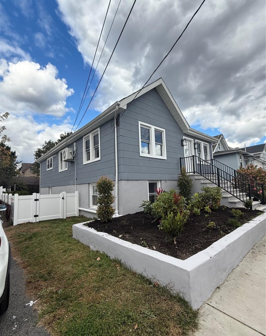 Little Ferry, New Jersey, 07643, United States, 5 Bedrooms Bedrooms, ,2 BathroomsBathrooms,Residential,For Sale,1983964