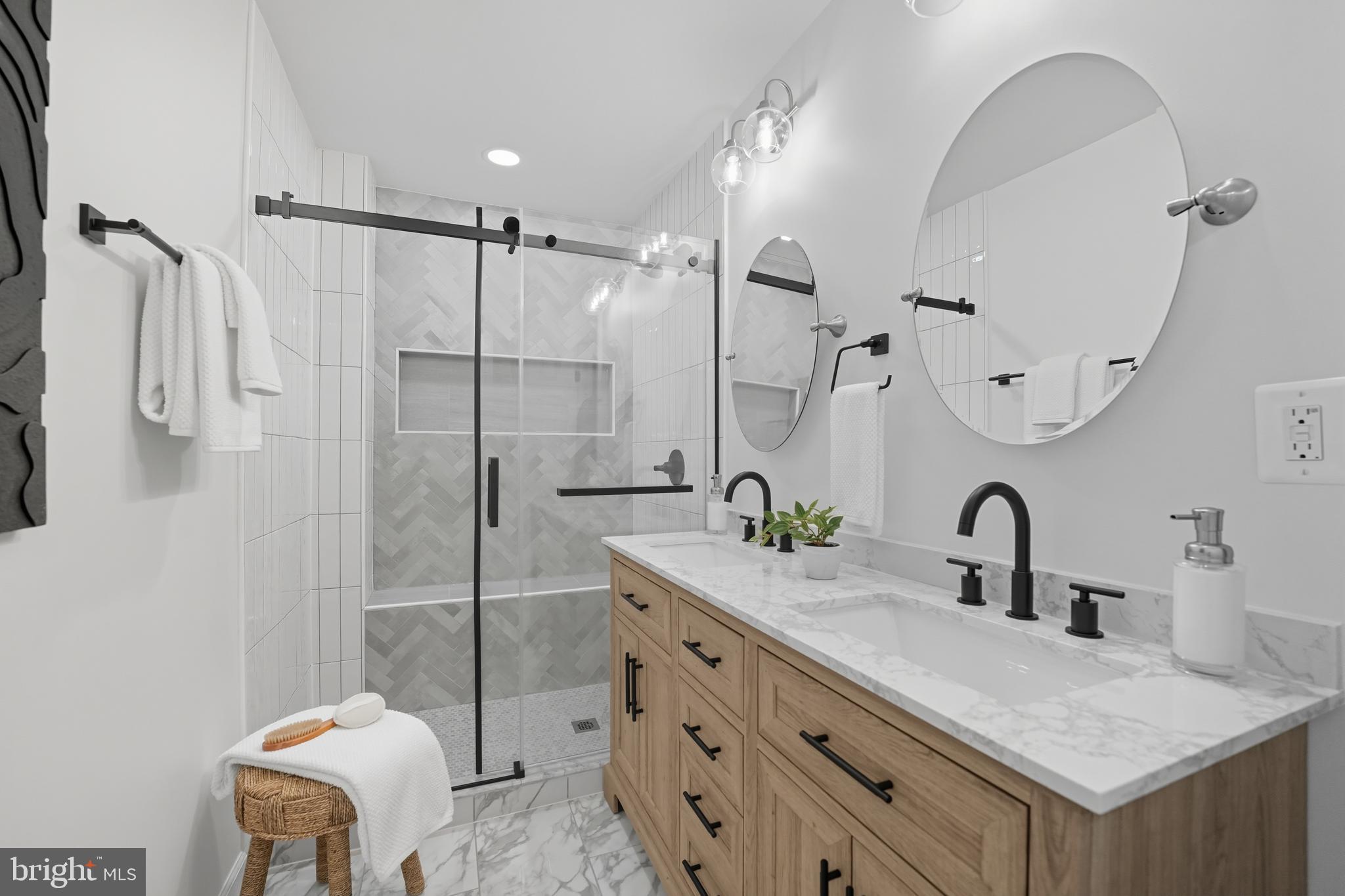 Fairfax, Virginia, 22032, United States, 4 Bedrooms Bedrooms, ,3 BathroomsBathrooms,Residential,For Sale,1984417