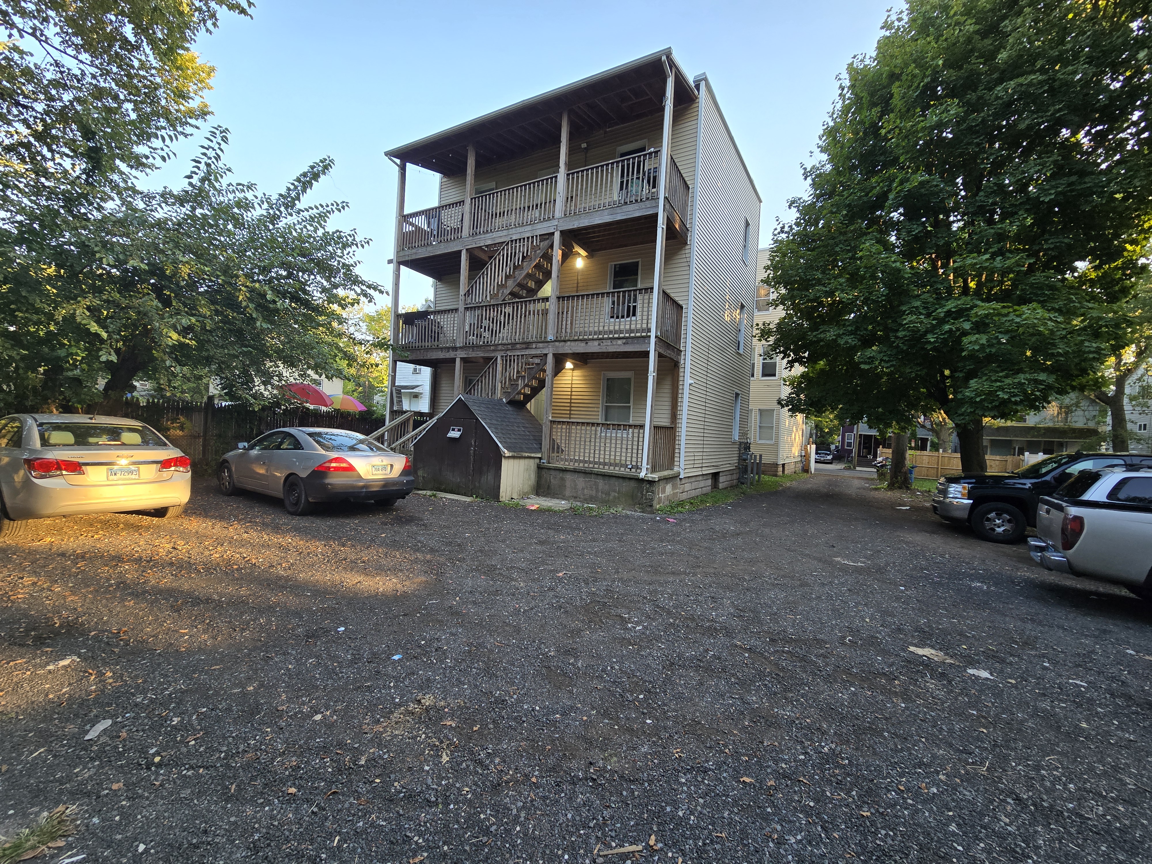 New Haven, Connecticut, 06511, United States, 18 Bedrooms Bedrooms, ,6 BathroomsBathrooms,Residential,For Sale,1977795