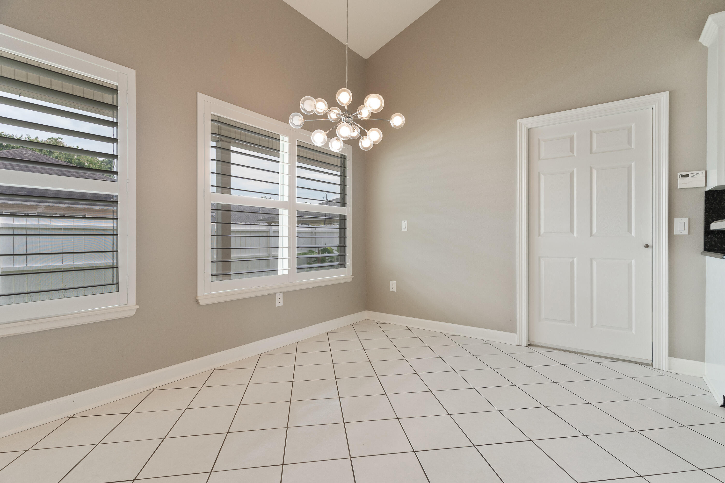 Fort Walton Beach, Florida, 32547, United States, 3 Bedrooms Bedrooms, ,4 BathroomsBathrooms,Residential,For Sale,1849777