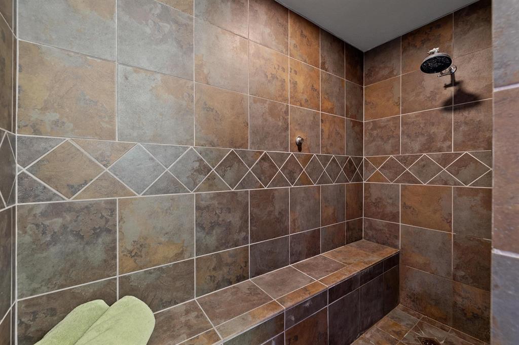 Hot Springs, South Dakota, 57747, United States, 3 Bedrooms Bedrooms, ,2 BathroomsBathrooms,Residential,For Sale,1984006