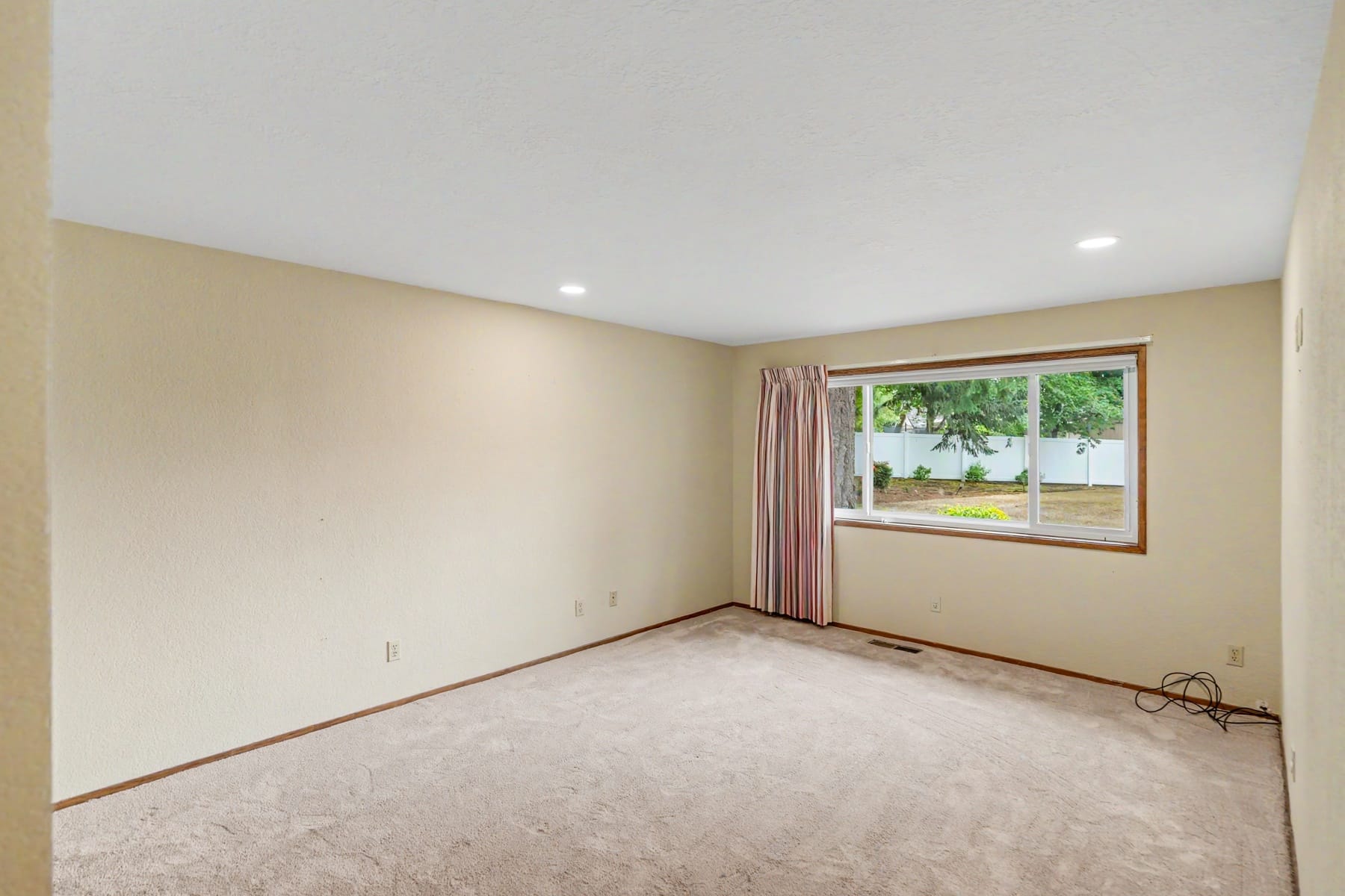  6644 RIPPLING BROOK DR SE Salem, OR 97301 - 物件實景