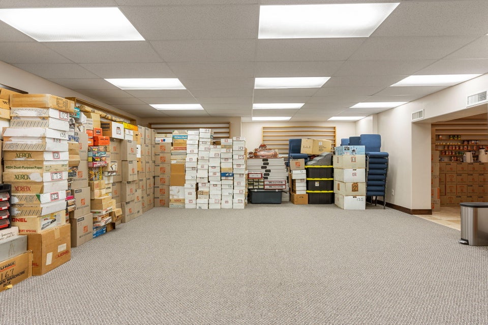 New Harmony, Utah, 84757, United States, 5 Bedrooms Bedrooms, ,6 BathroomsBathrooms,Residential,For Sale,2000791