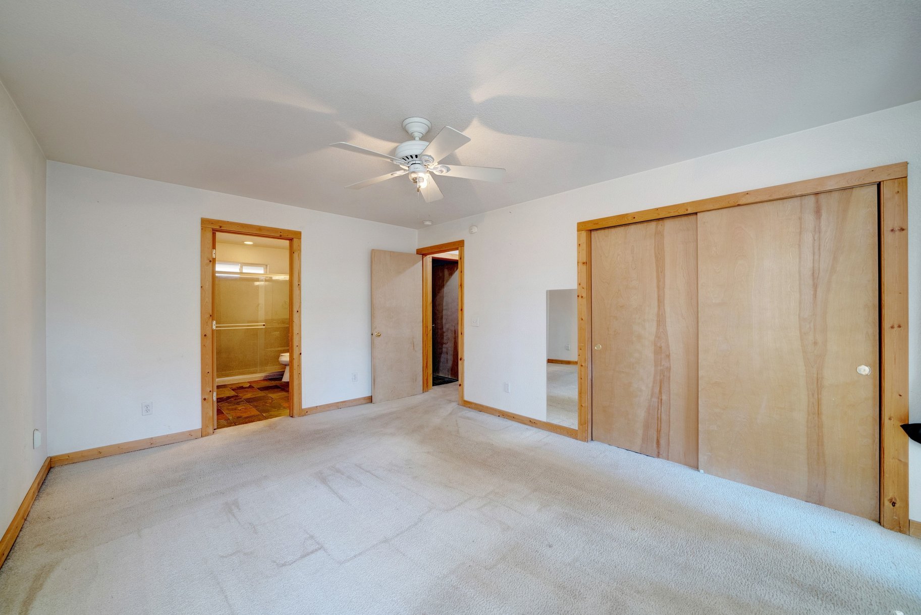  Affordable Home in the Heart of Portola, CA - 物件實景