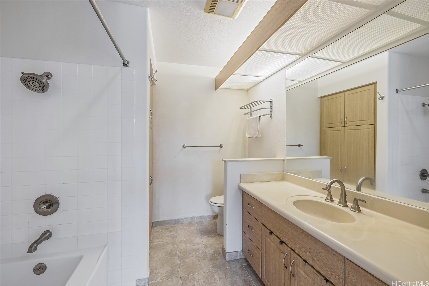 Mililani, Hawaii, 96789, United States, 3 Bedrooms Bedrooms, ,2 BathroomsBathrooms,Residential,For Sale,1795165